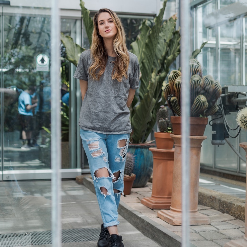 Destroyed Distressed Boyfriend Jeans Denim 25